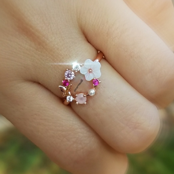 Rose Gold Flower & Butterfly Circle Halo Ring - Picture 2 of 5